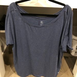 GapFit Breathe Roll Sleeve T-Shirt